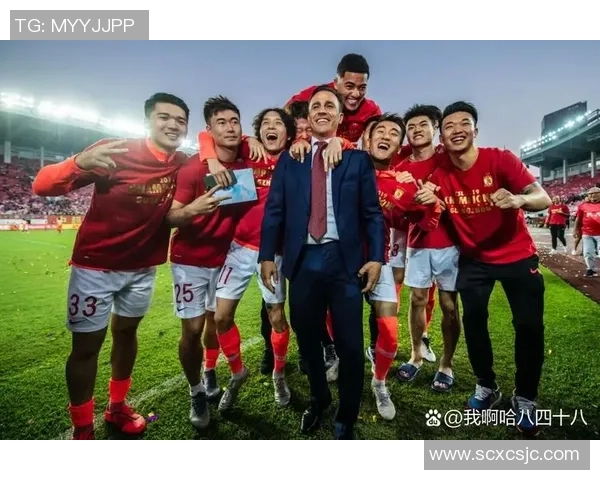 足球巨星与球迷零距离互动 共谱激情与梦想的动人时刻